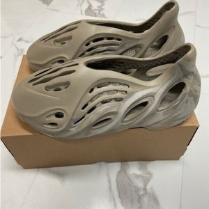 Sage Stone Yeezy foam runners